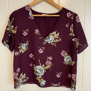 Socialite cropped t shirt blouse